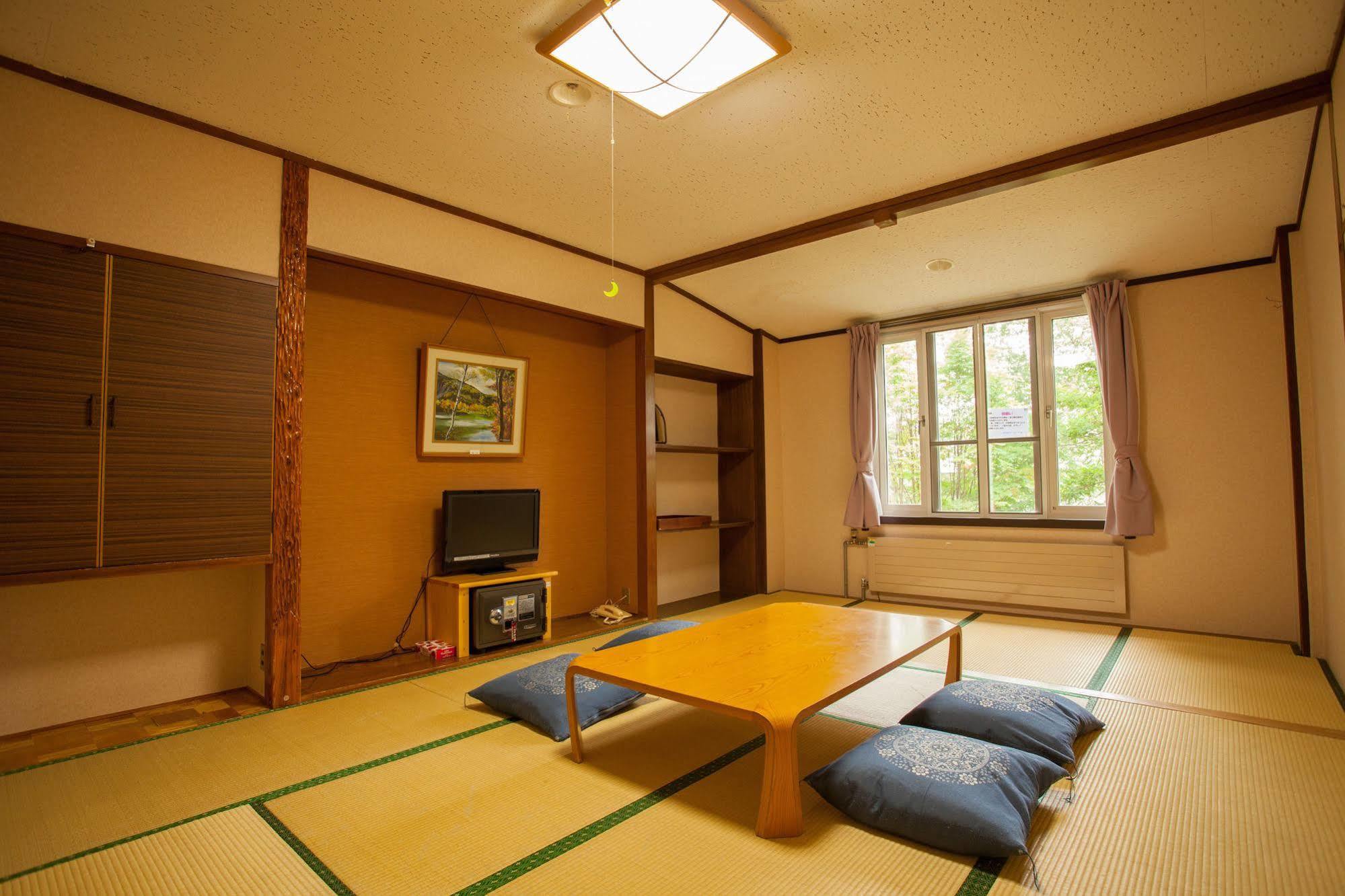 Hotel Mutsumi 志贺高原 外观 照片